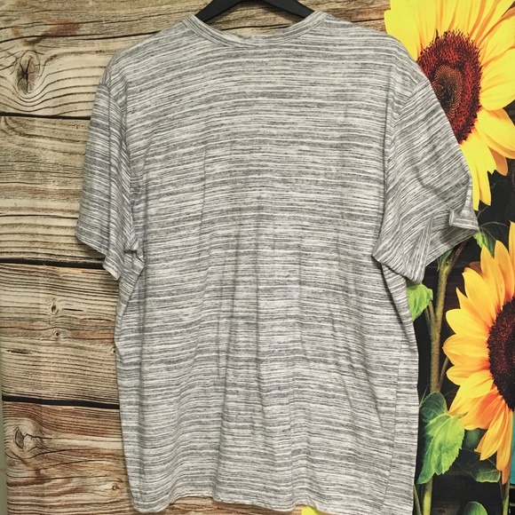 Revolution Tee - Picture 5 of 6